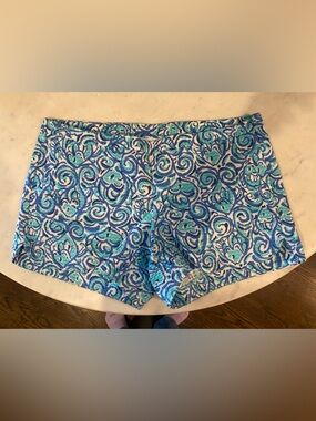 Lilly Pulitzer Blue Patterned Shorts
